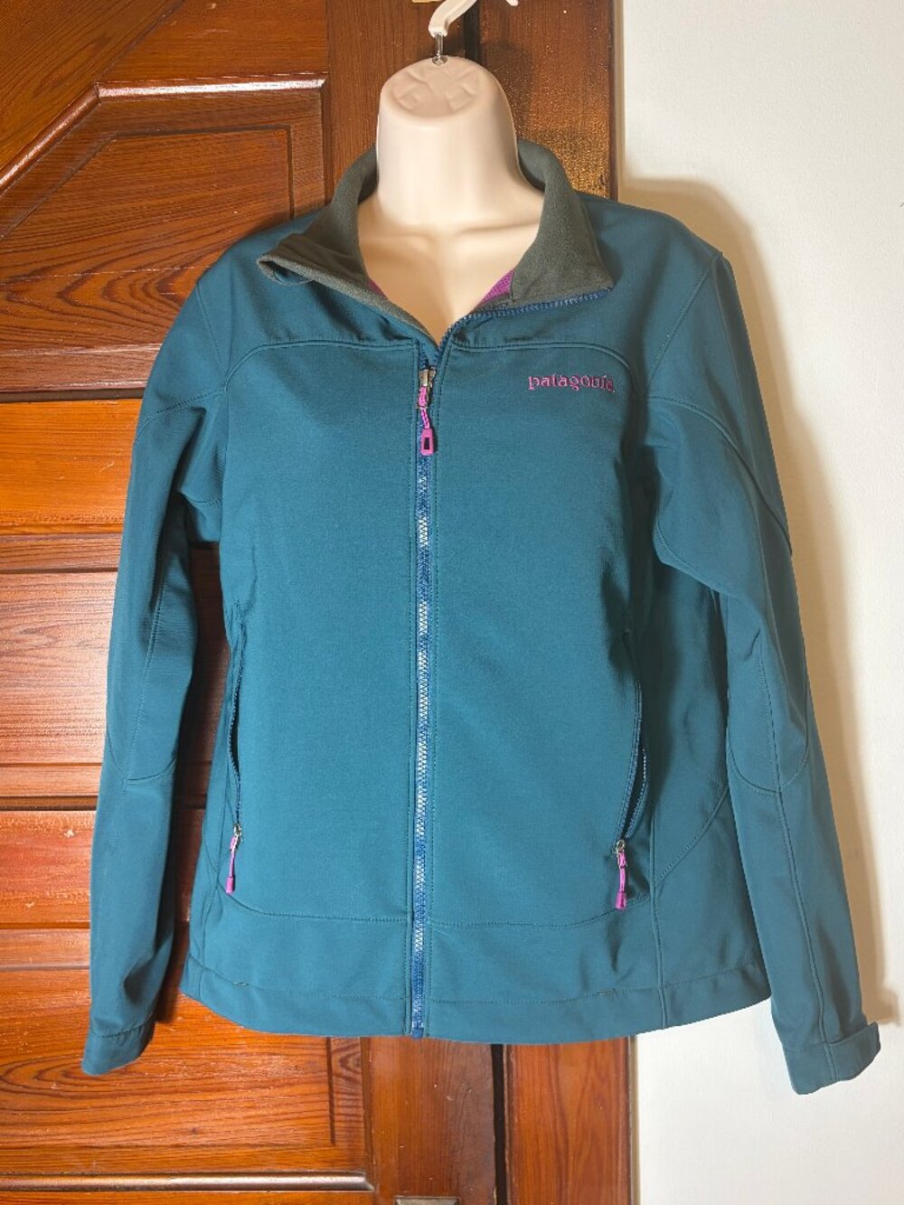 Patagonia Women’s Adze Jacket Size Medium Polartec Windbloc Softshell Fleece